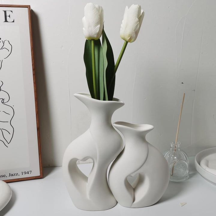 Bsearty Ceramic vase Set of 2, Heart Shaped Hollow Vases for Decor, Ceramic Vases for Home Decor, Modern Farmhouse Decor Accents for Living Room(White Love)